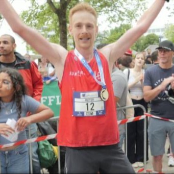Oliver Tzschoppe verteidigt Bayerischen Marathontitel in Bestzeit